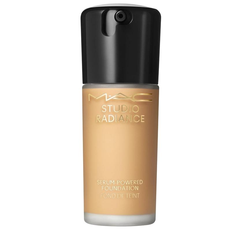 MAC Studio Radiance Serum Foundation 30 NC25 – Strålende Glød