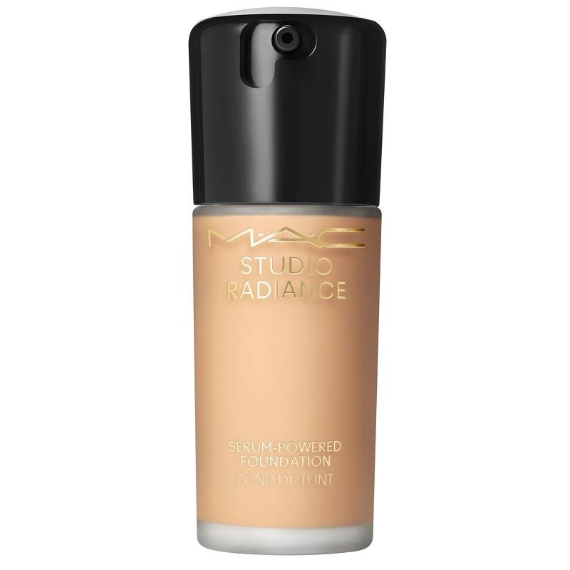 MAC Studio Radiance Serum Foundation - Strålende Hud!