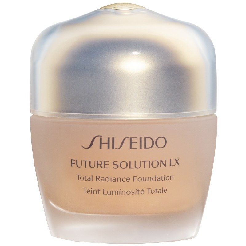 Shiseido Future Solution Foundation SPF 15 - Strålende Hud