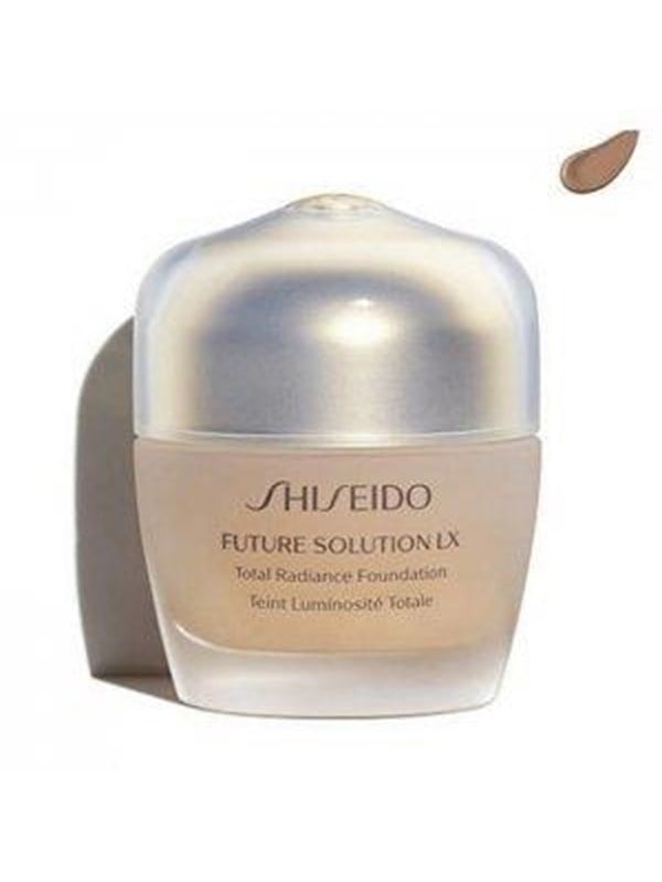 Shiseido Future Solution Total Radiance Foundation – Luksus Makeup