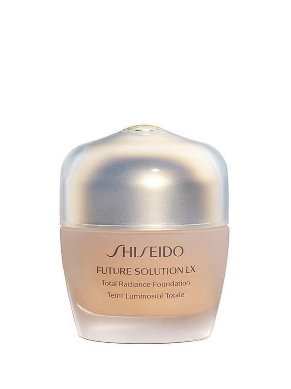 Shiseido Future Solution – Luksus Foundation med SPF 15